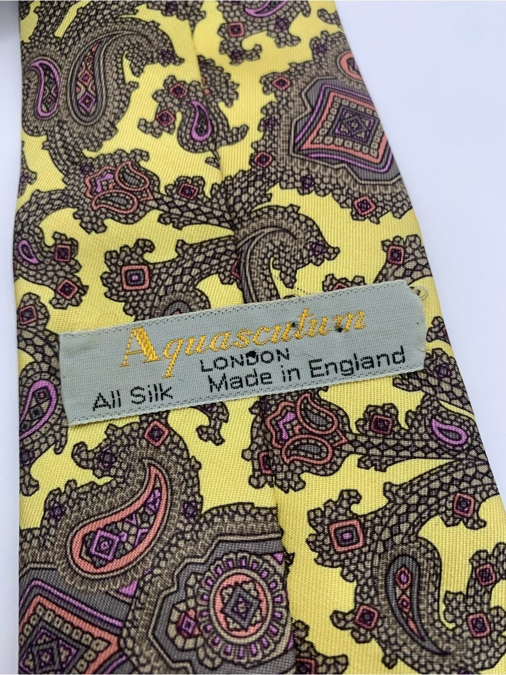 Aquascutum London silk tie